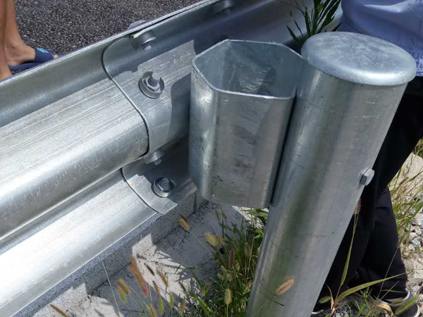 高速護欄板多少錢一米